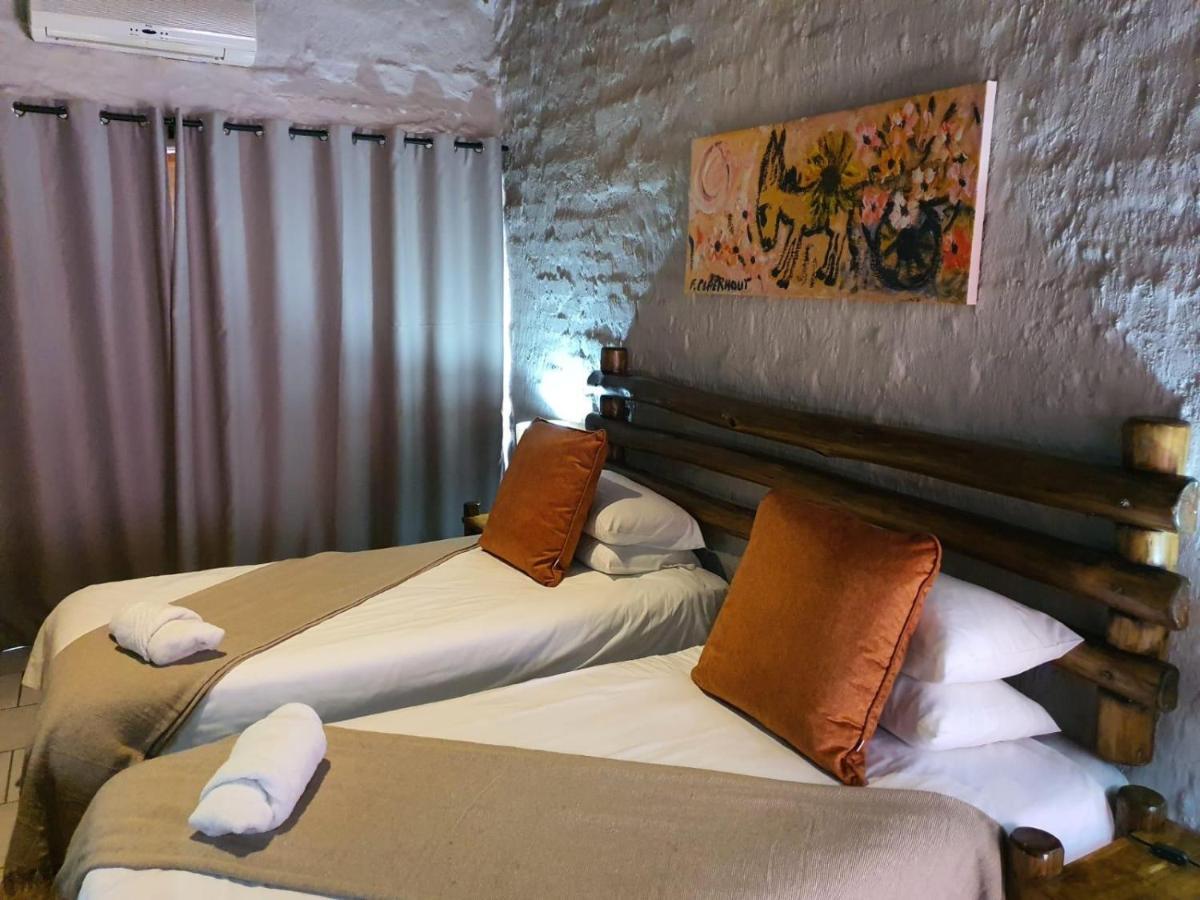 Bains Lodge Блумфонтейн Екстер'єр фото